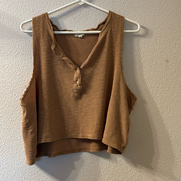 aerie Tops - Aerie raw hem cropped tank top size XL